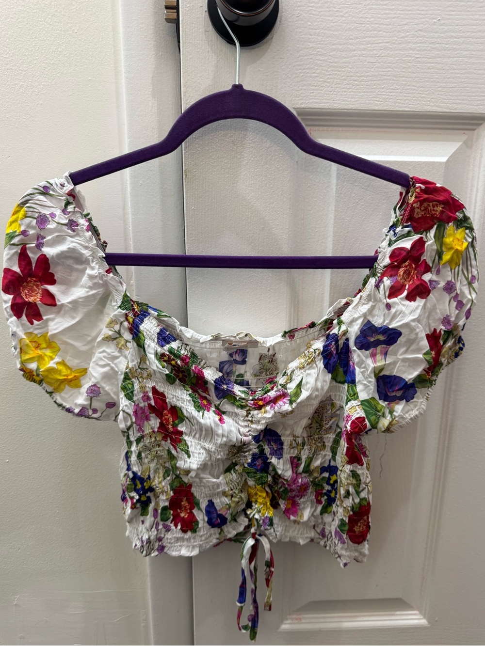 Olivaceous Floral Puff-Sleeve Crop Top